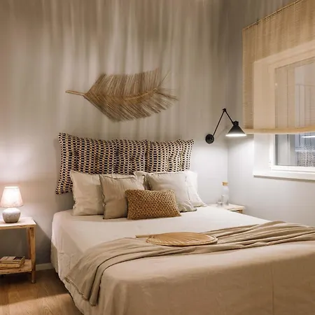 Sama - 2 Bedrooms And Parking In Arroios *