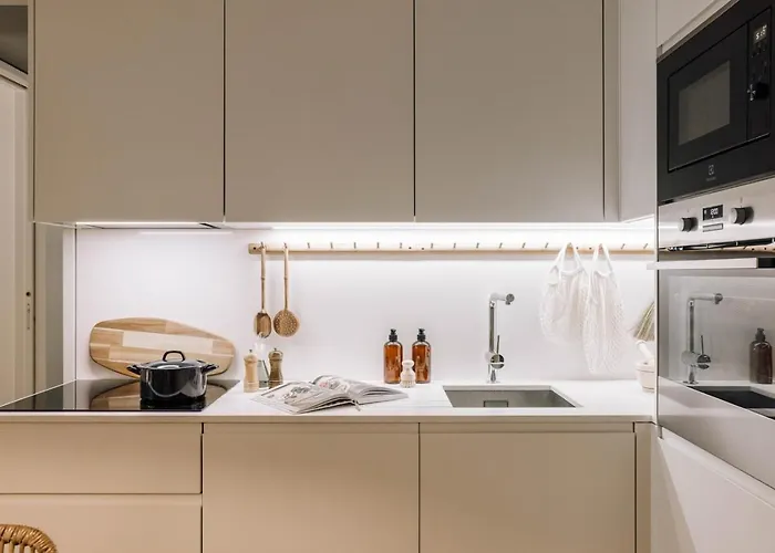 Sama - 2 Bedrooms And Parking In Arroios شقة Lisboa
